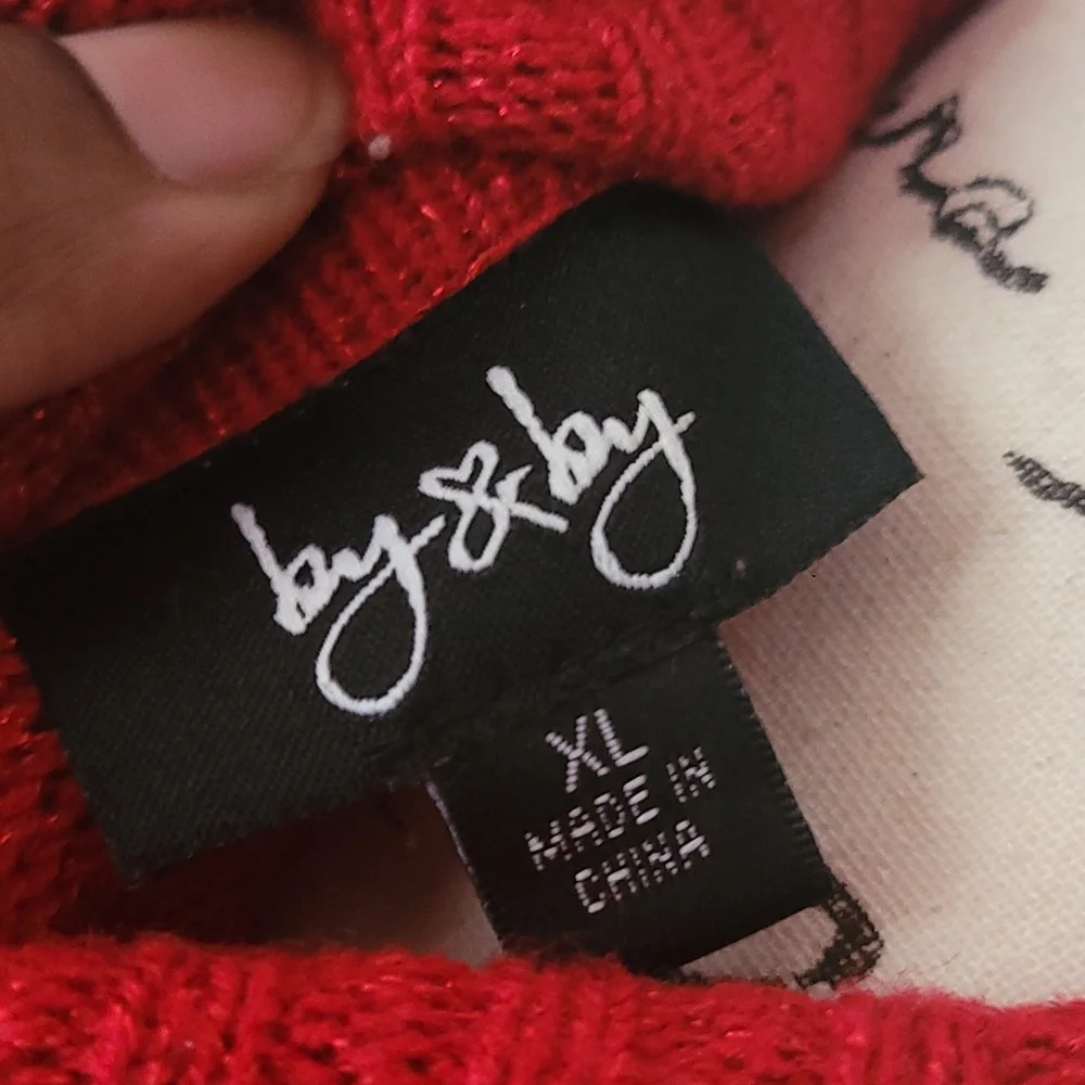 By & By Red XL Metallic quarter sleeve sweater - Picture 4 of 5